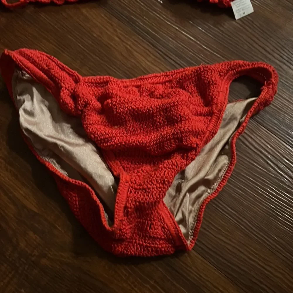 Red Crochet Medium Size Bathing Suit - Excellent Conditoon Red Bikini